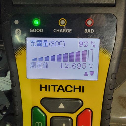 MINI 車検整備でバッテリー交換とクーラント補充を実施