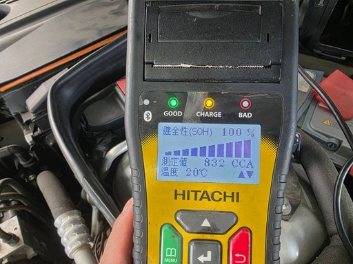 メルセデスベンツC180車検整備|クーラント減少とバッテリー劣化を発見