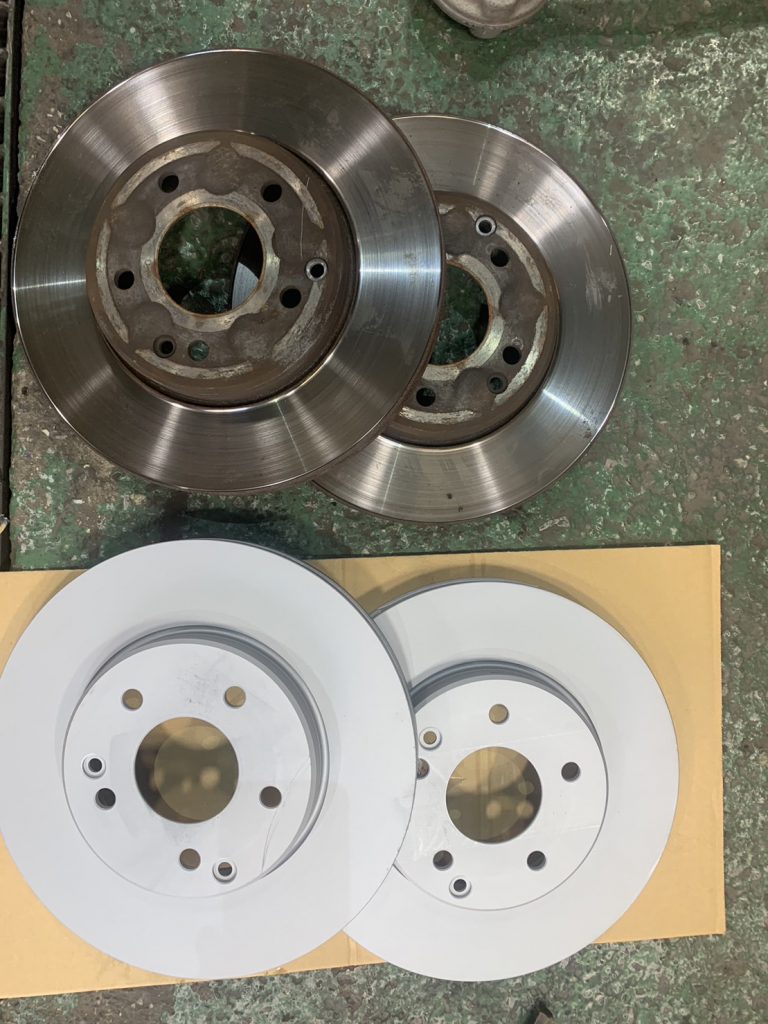 ベンツC180　車検整備